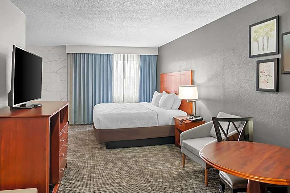 Country Inn & Suites By Radisson, Muskegon, MI