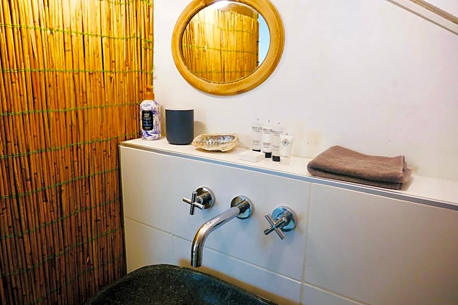 Silver Moon Bed & Breakfast