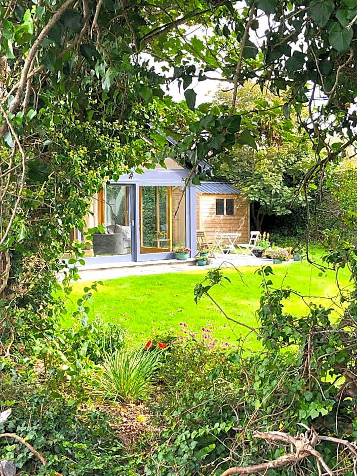 Dingle Garden Townhouse