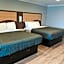 Mountain Vista Inn & Suites - Walking Distance to the Island