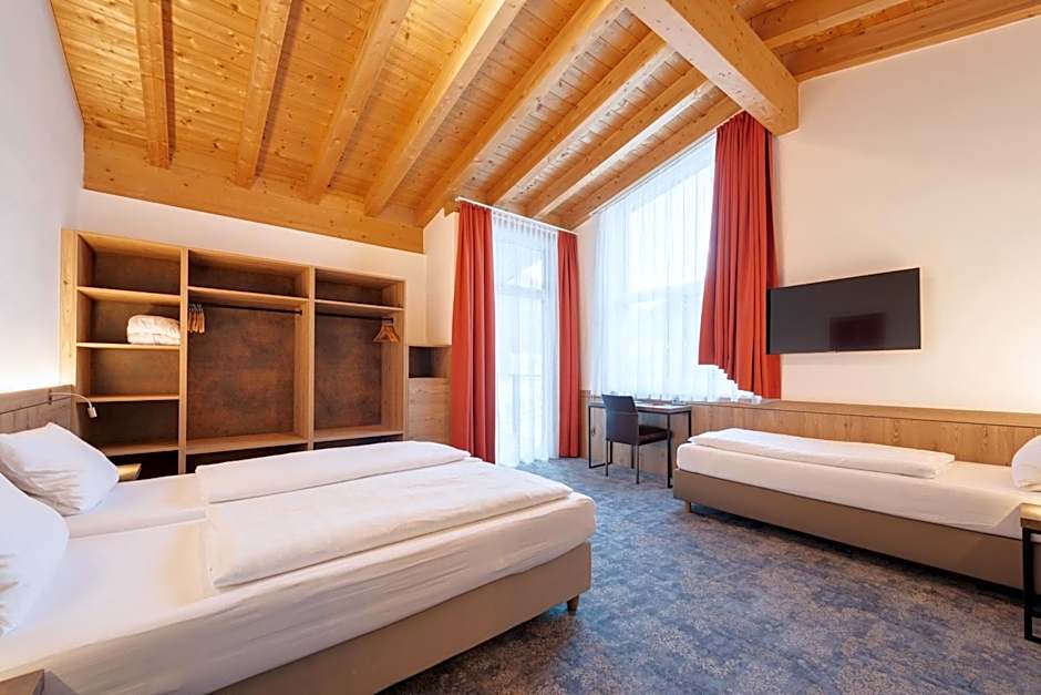Hotel Alpenland