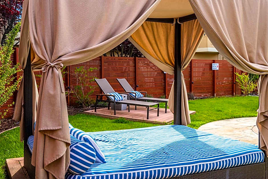 The Lodge At Tiburon
