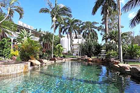 Colonial Palms Motor Inn