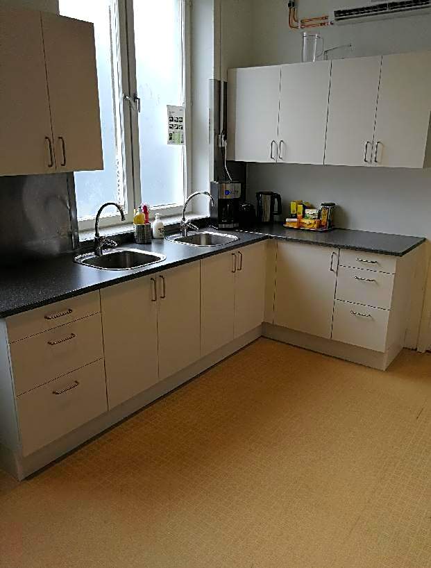 Vandrarhem 11 RUM & KÖK