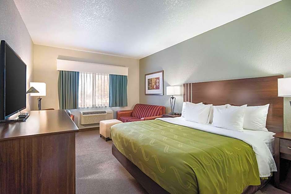 Quality Inn & Suites West