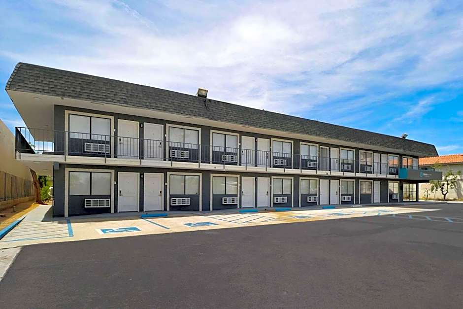 Clarion Pointe Ridgecrest Near China Lake Naval Station