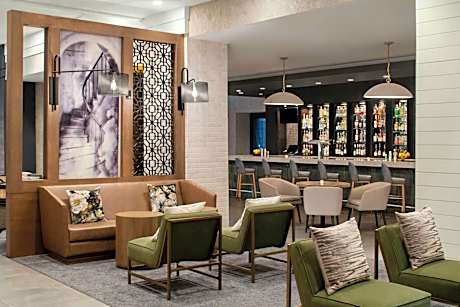 Renaissance by Marriott Chicago North Shore Hotel