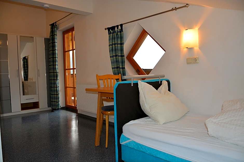 Ski In-Ski Out - Gästehäuser Saalbach-Hinterglemm - Wallegghof Christianhof