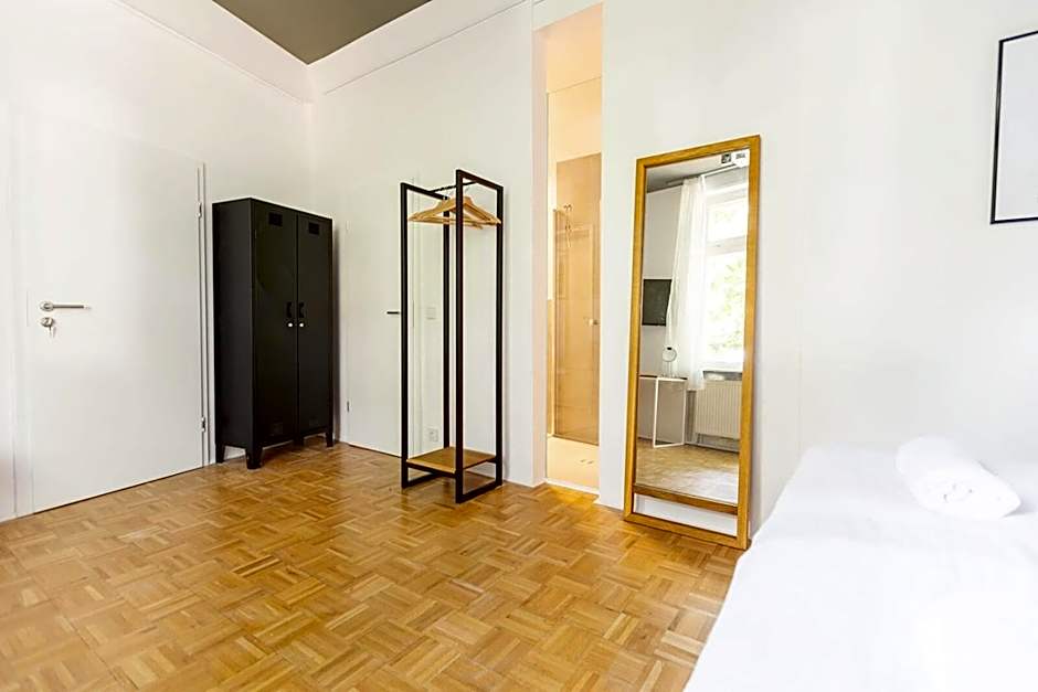 Green Residence Boutique Lofts & Villa am Park