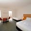 Red Cedars Motel