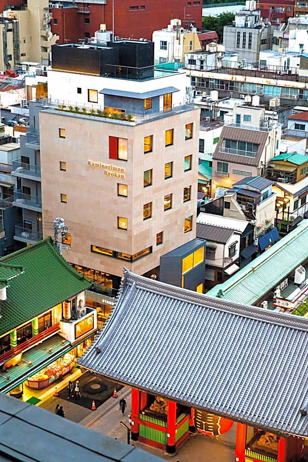 Kaminarimon Ryokan