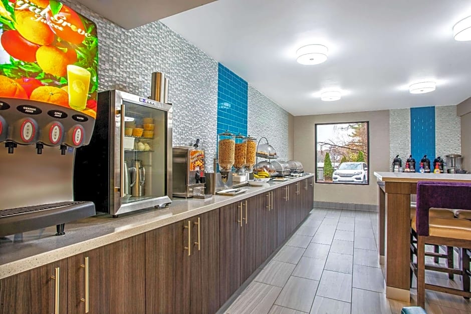 La Quinta Inn & Suites by Wyndham Radford