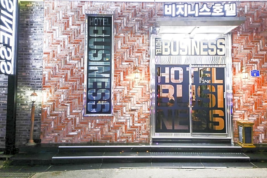 Cheonan Business Hotel