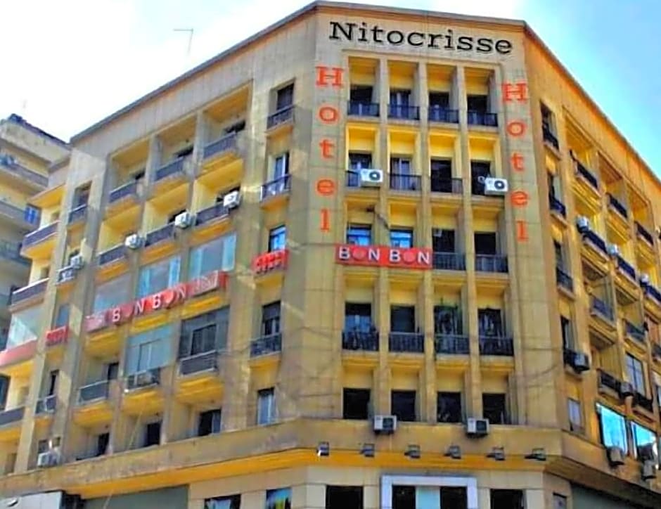Nitocrisse Hotel