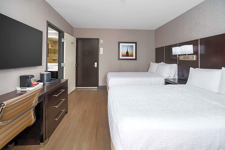Hampton Inn By Hilton Manhattan/Times Square Central
