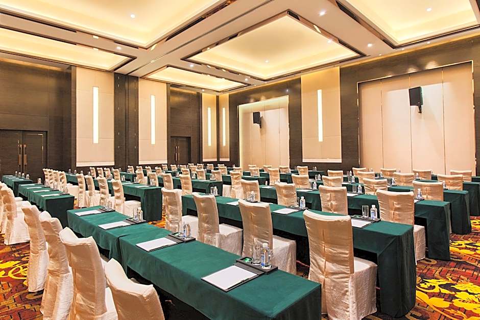 Holiday Inn Panjin Aqua City By IHG