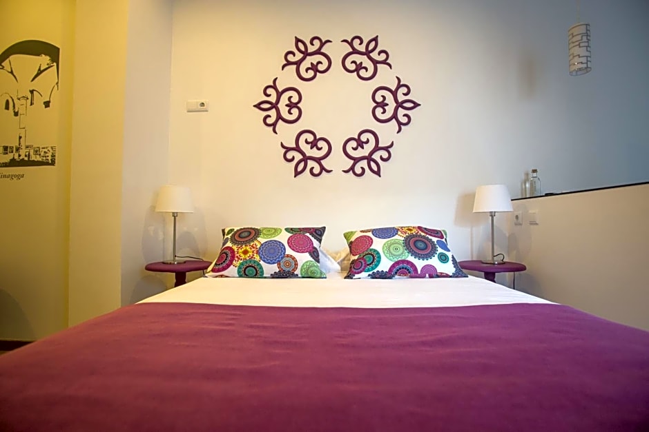 Thomar Story - Guest House