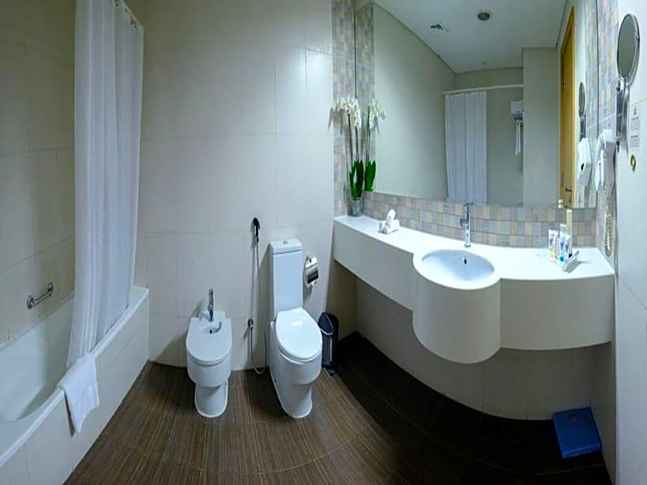 Nojoum Hotel Apartments LLC