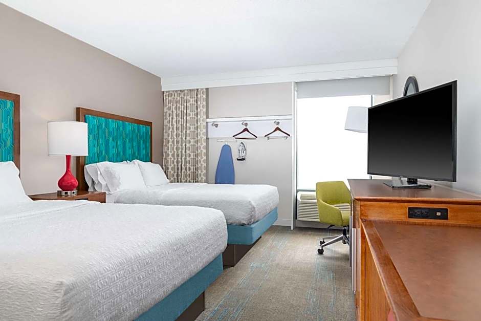 Hampton Inn By Hilton Martinsburg