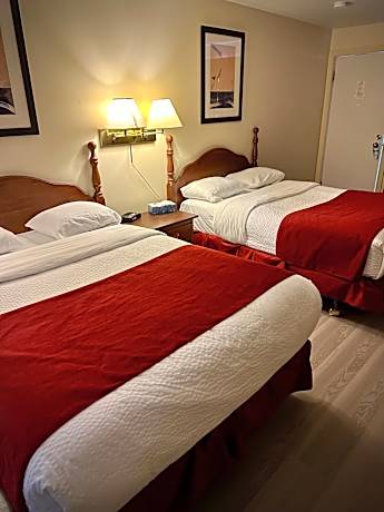 Double Room with Private Bathroom (Skye Building)