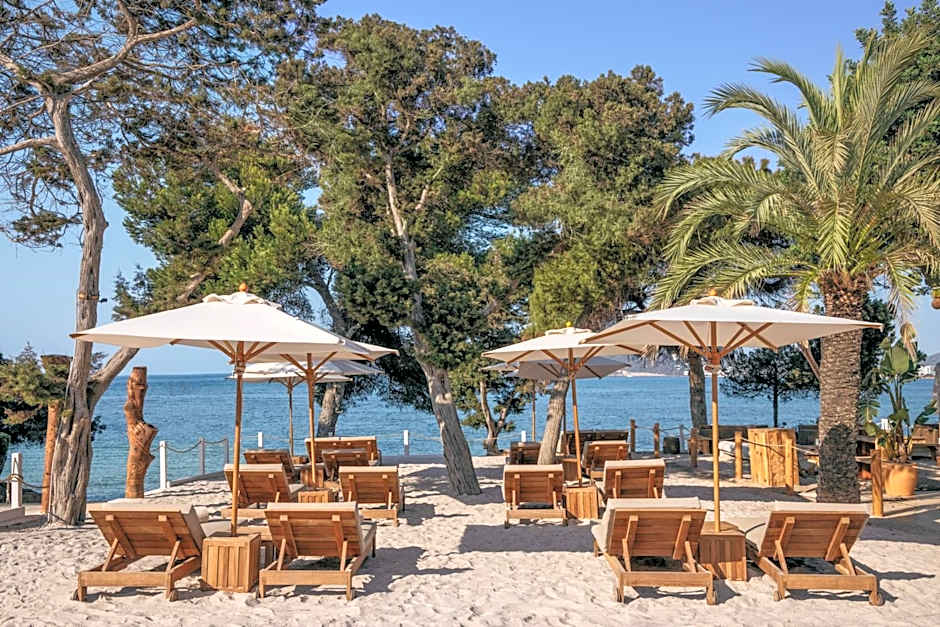 ME Ibiza - Leading Hotels of the World