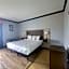 Blue Bay Inn And Suites