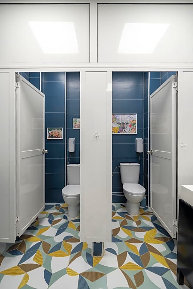 Home Youth Hostel by Feetup Hostels