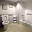 Country Inn & Suites by Radisson, Ontario at Ontario Mills, CA