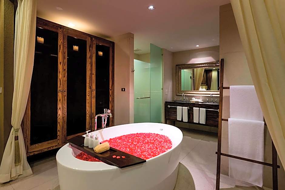 Sunsuri Phuket Hotel