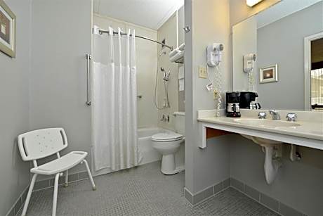 King Room - Mobility Access/Non-Smoking