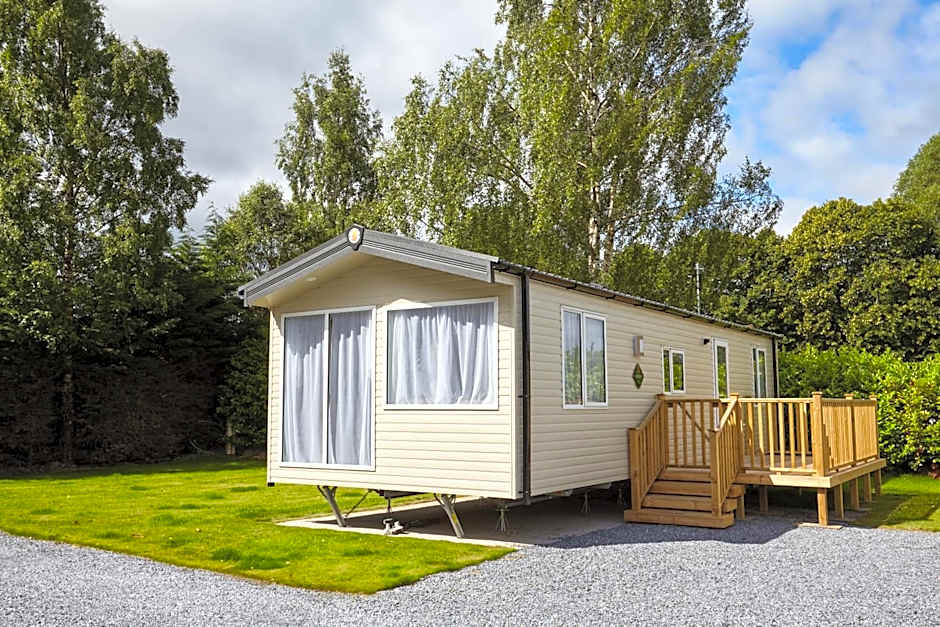 Braidhaugh Holiday Lodge and Glamping Park
