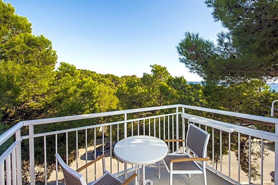 Iberostar Waves Club Cala Barca