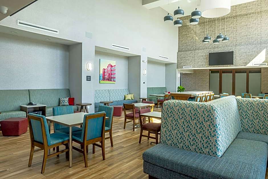 Hampton Inn By Hilton And Suites Cleburn