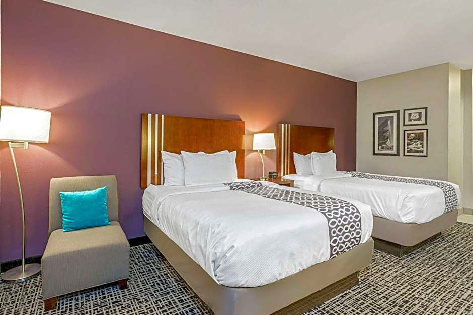 La Quinta Inn & Suites by Wyndham Oklahoma City Yukon