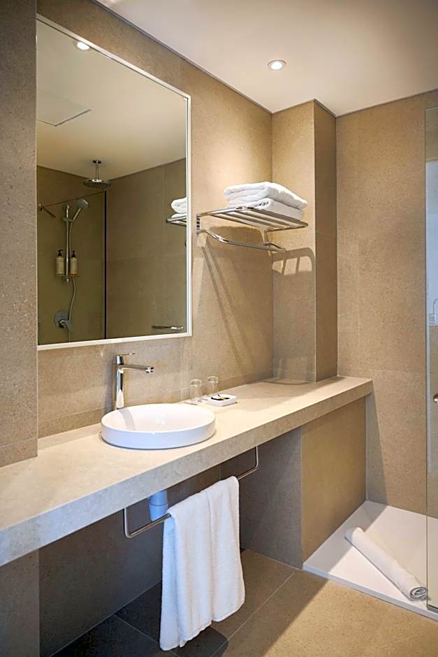 Sunrise Oasis Hotel & Waterpark