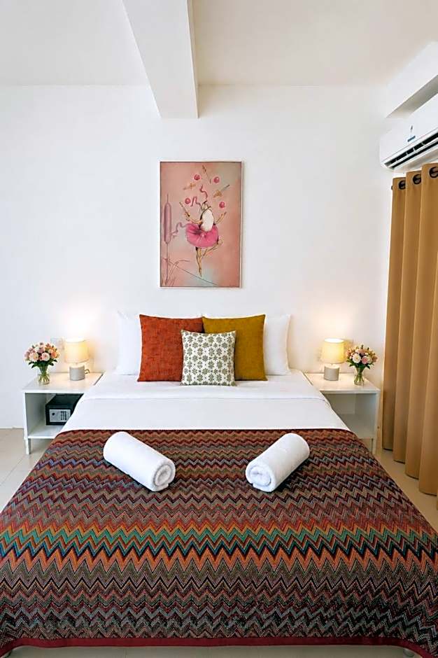 Holiday House Kata & Karon Phuket Hotel