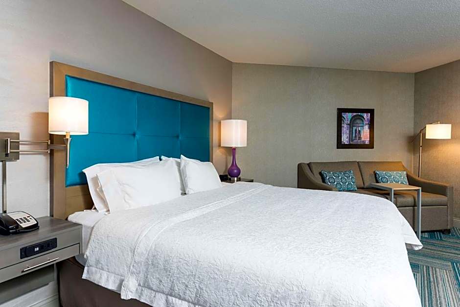 Hampton Inn By Hilton Midland