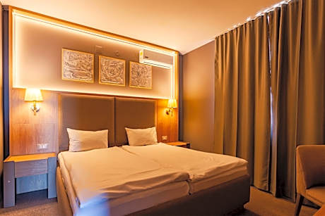 Two-Bedroom Deluxe Apartment