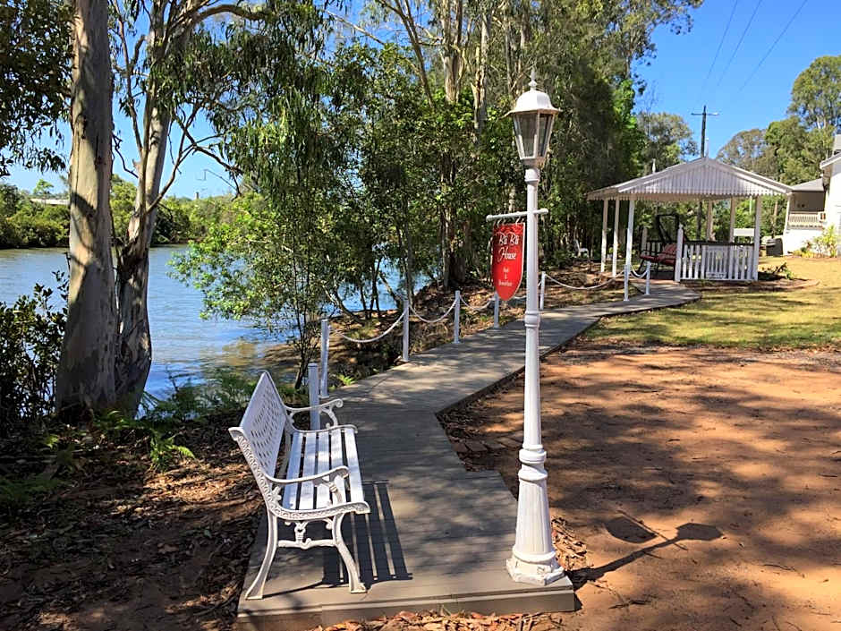 Bli Bli House Riverside Retreat