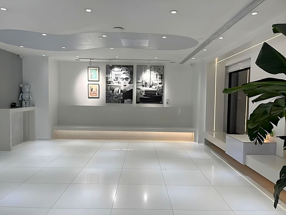 Macau Hotel S