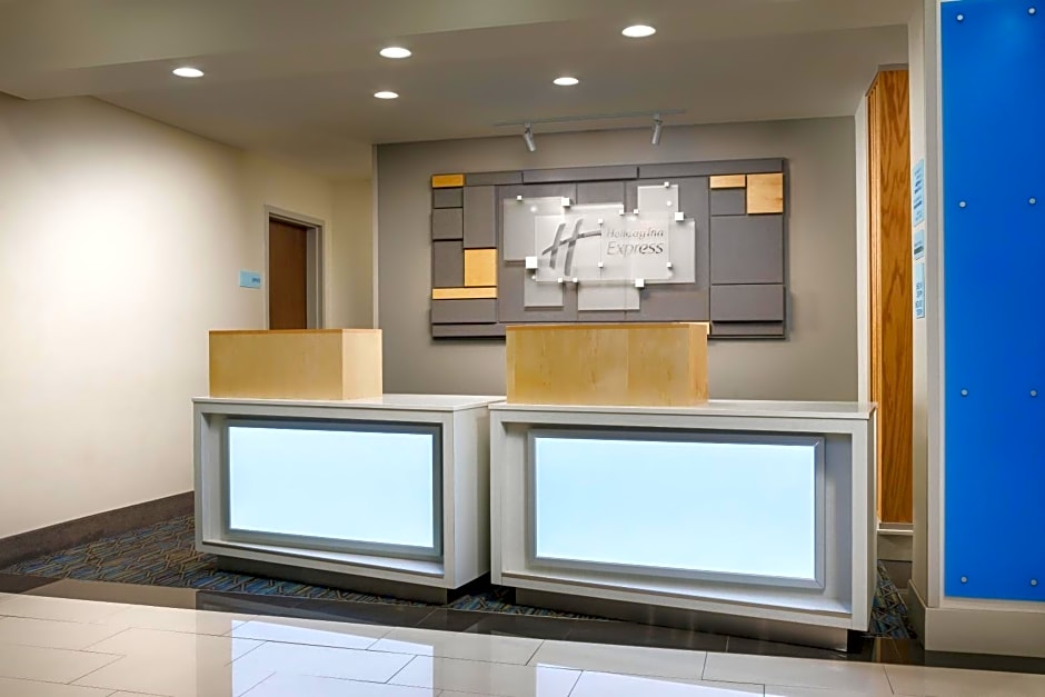 Holiday Inn Express And Suites OAKHURST-YOSEMITE PARK AREA By IHG