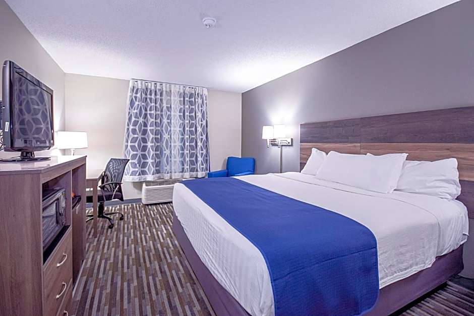 Days Inn & Suites by Wyndham Wisconsin Dells