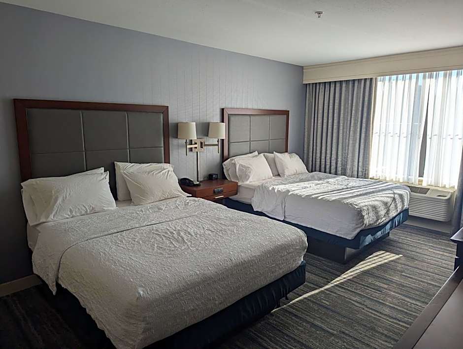 Hampton Inn By Hilton & Suites Cazenovia, NY