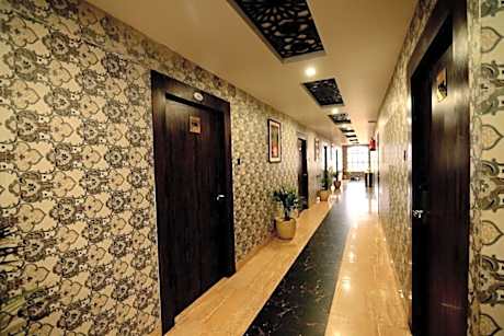 Royal Heritage Hotel & Resort