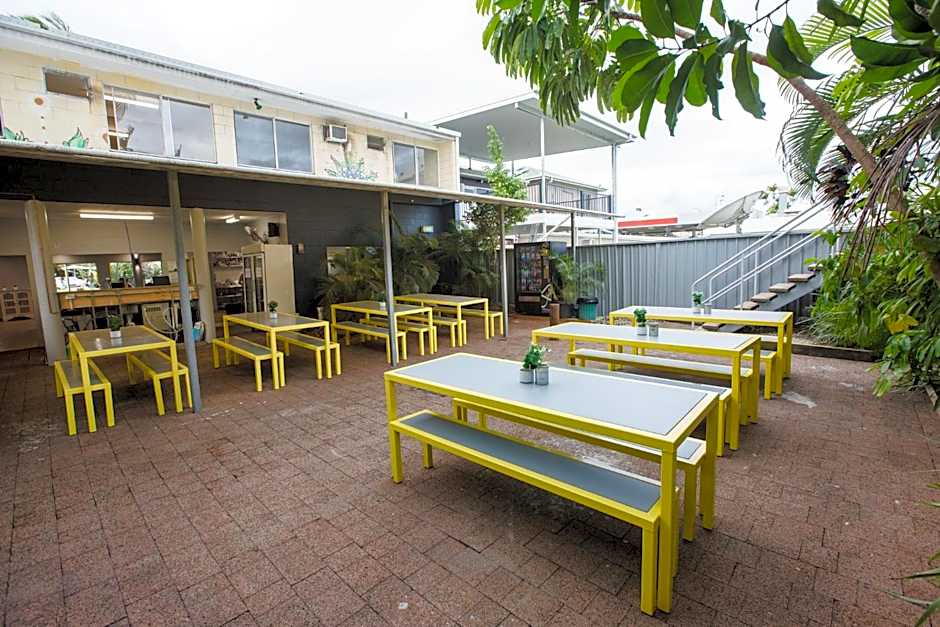 Mad Monkey Backpackers Village