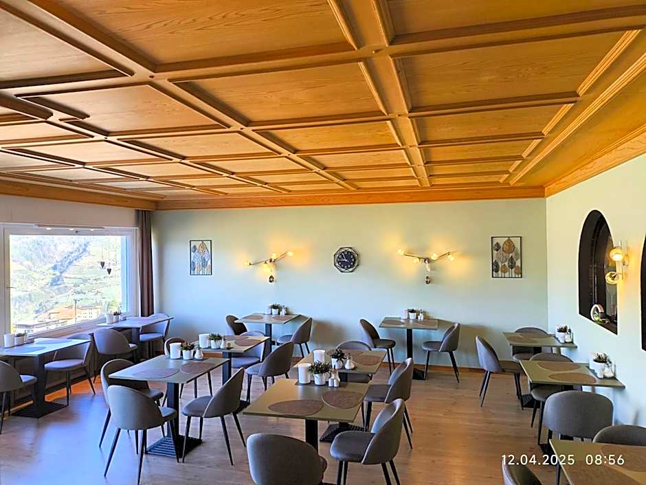 Schenna Garni Eden Bed & Breakfast