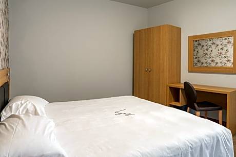 Two-Bedroom Apartment - Annex