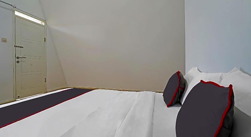 Collection O 92634 Villa Ds