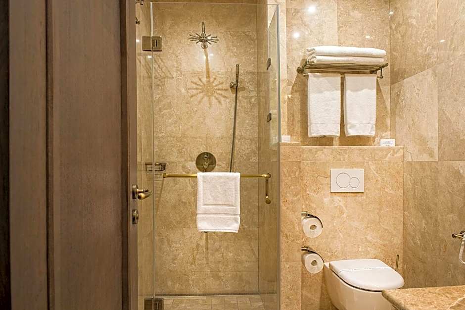 Villa Plaza Boutique Hotel & Spa
