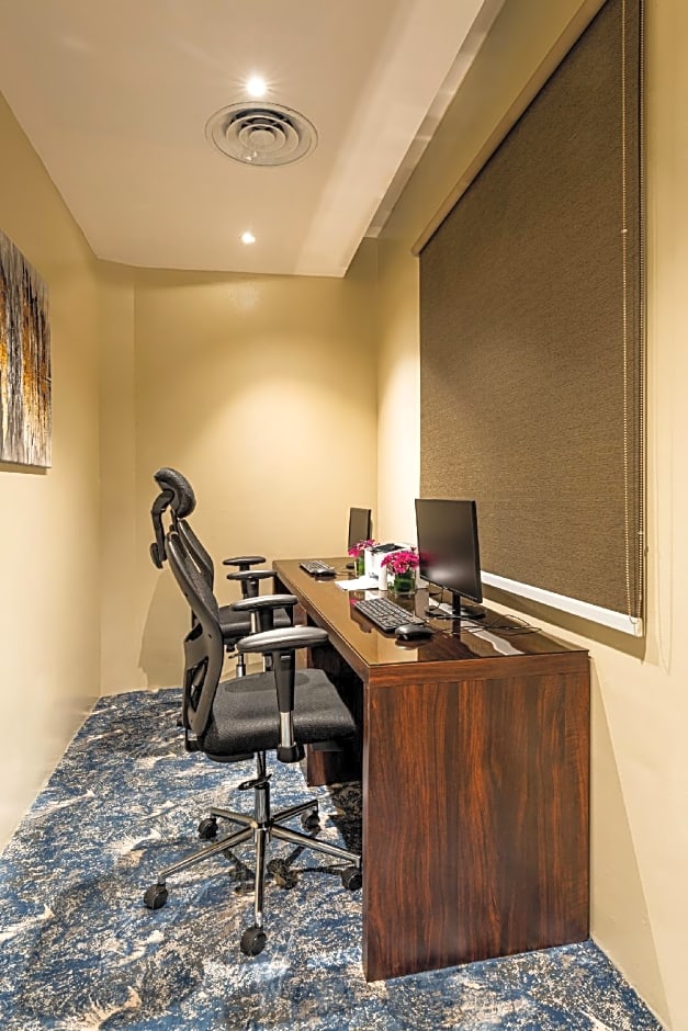 Beach View Hotel - فندق فيو الشاطي